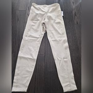 Old Navy Active High-Rise Powersoft Leggings in Cream